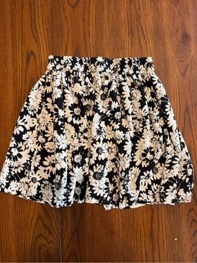 Black & White Floral Skirt